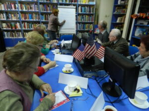 American Corner Iasi cursuri engleza seniori